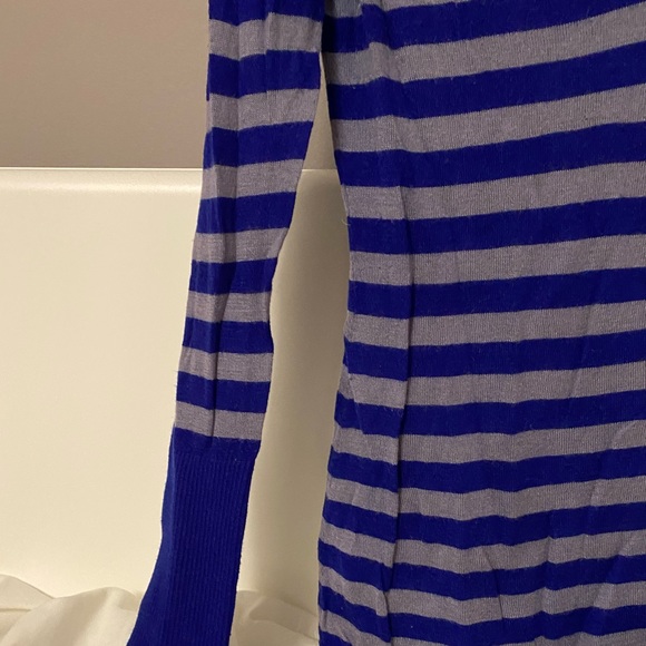 Striped Long Sleeve - Picture 2 of 4